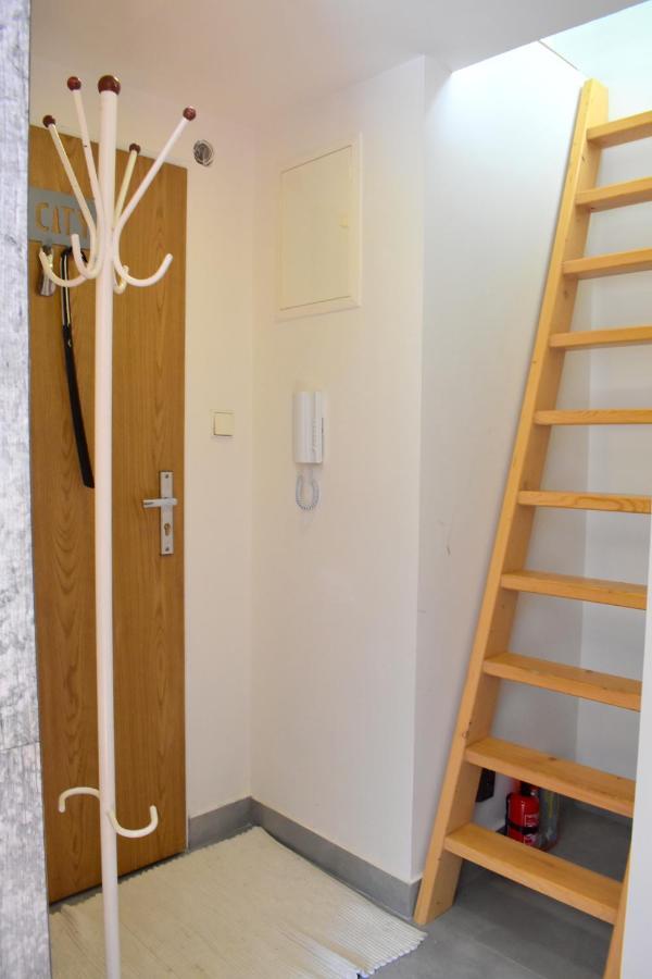 New Central Rooftop With Private Wellness, Sauna & Whirlpool Bath 프라하 외부 사진