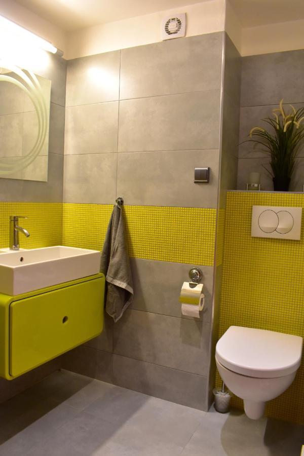 New Central Rooftop With Private Wellness, Sauna & Whirlpool Bath 프라하 외부 사진