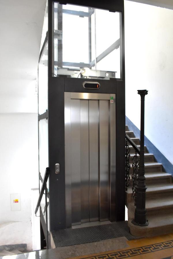 New Central Rooftop With Private Wellness, Sauna & Whirlpool Bath 프라하 외부 사진